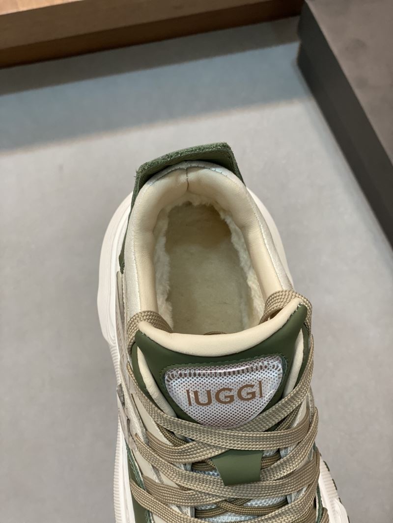 UGG Sneakers